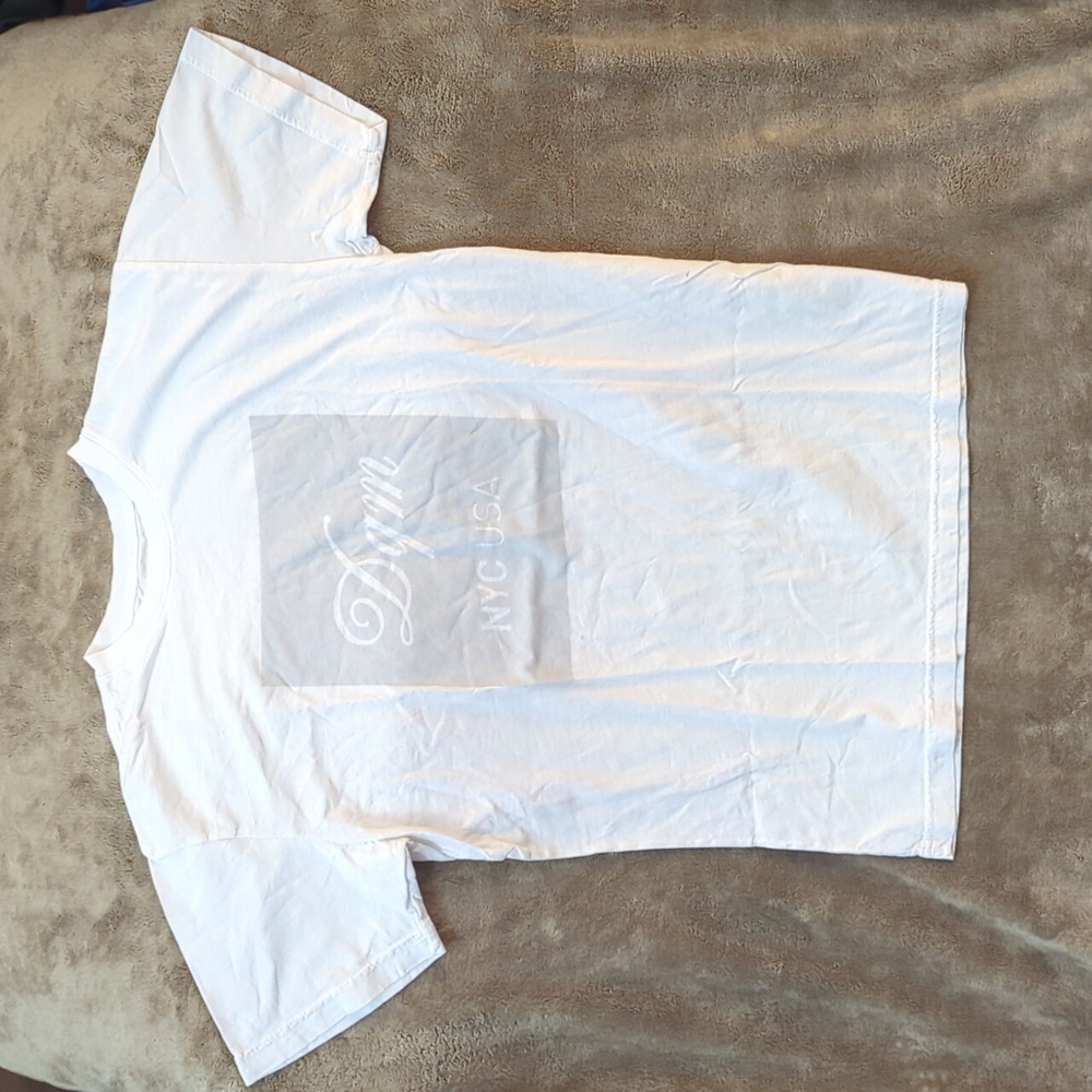 NWOT DGM Brand T shirt